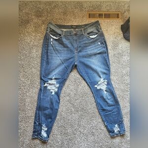 Stylish Blue Distressed Women's Jeans